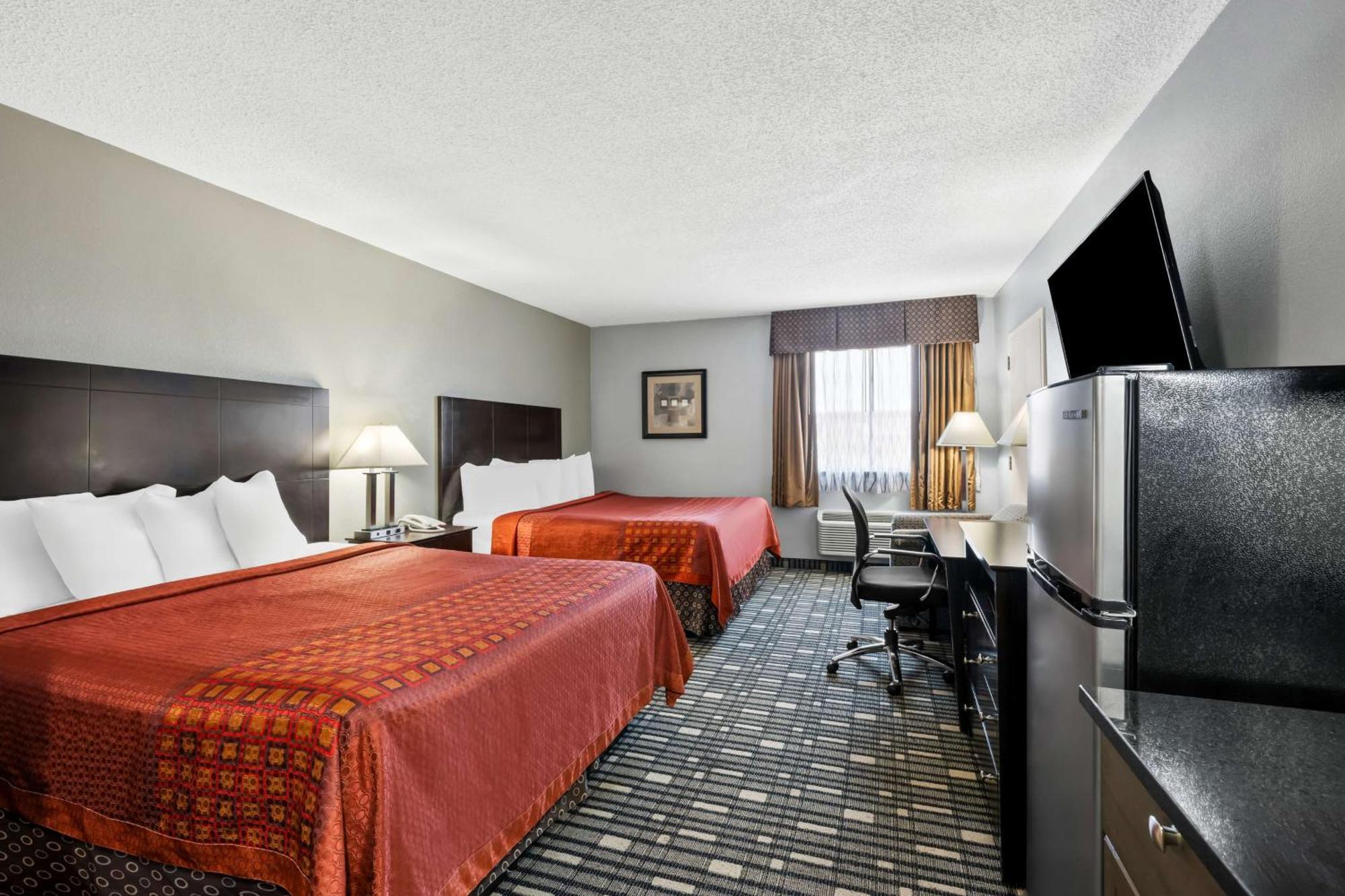 Surestay Plus Hotel By Best Western Lubbock Medical Center Extérieur photo