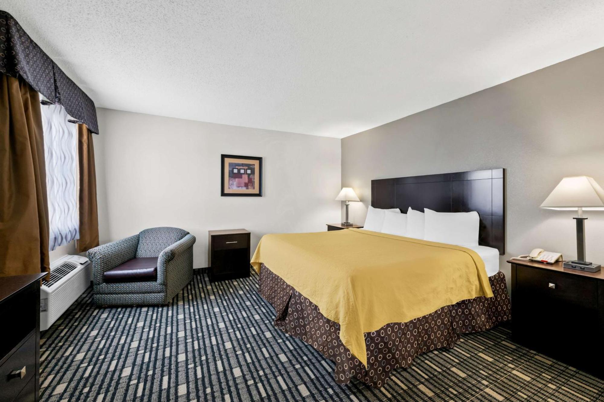 Surestay Plus Hotel By Best Western Lubbock Medical Center Extérieur photo