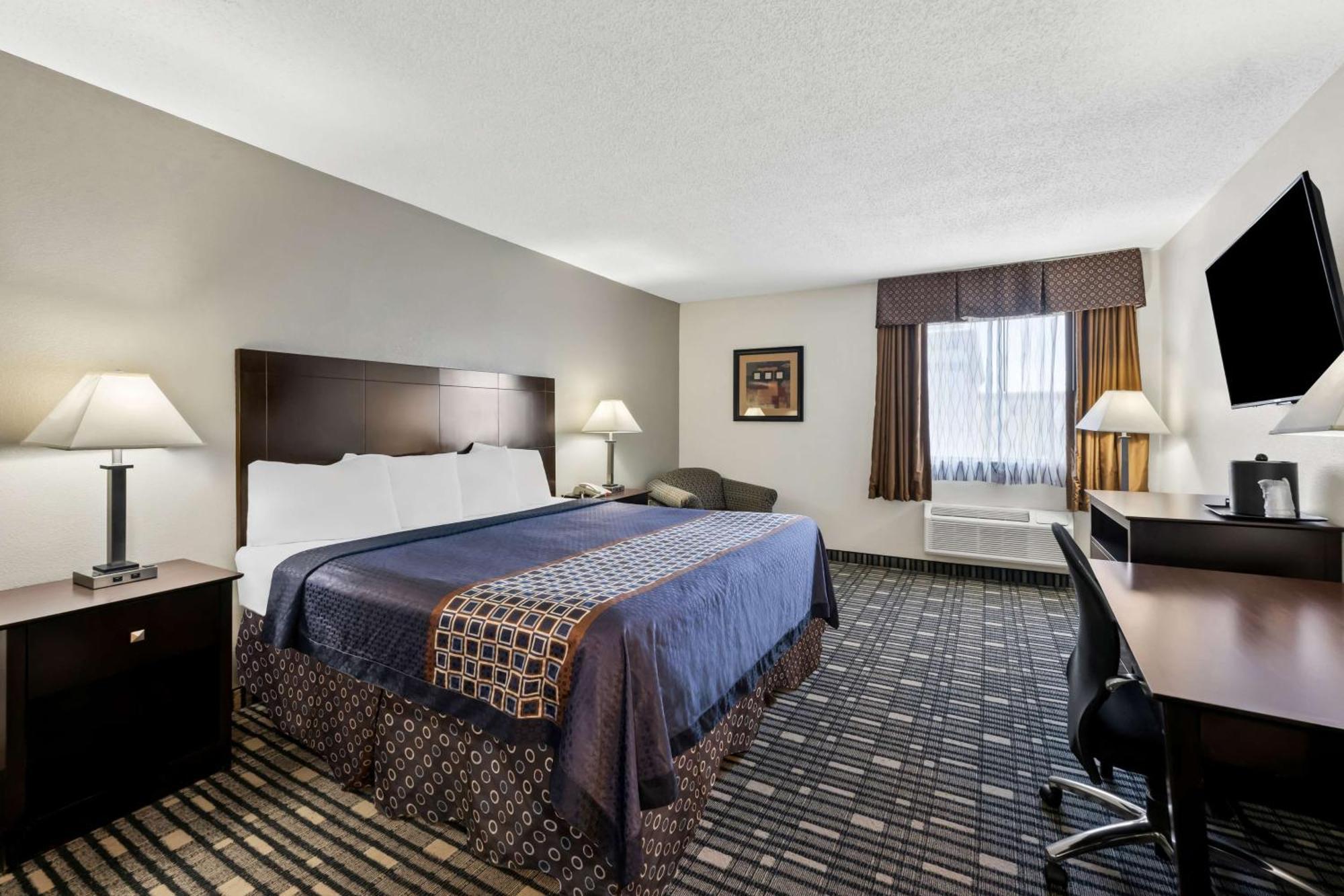 Surestay Plus Hotel By Best Western Lubbock Medical Center Extérieur photo