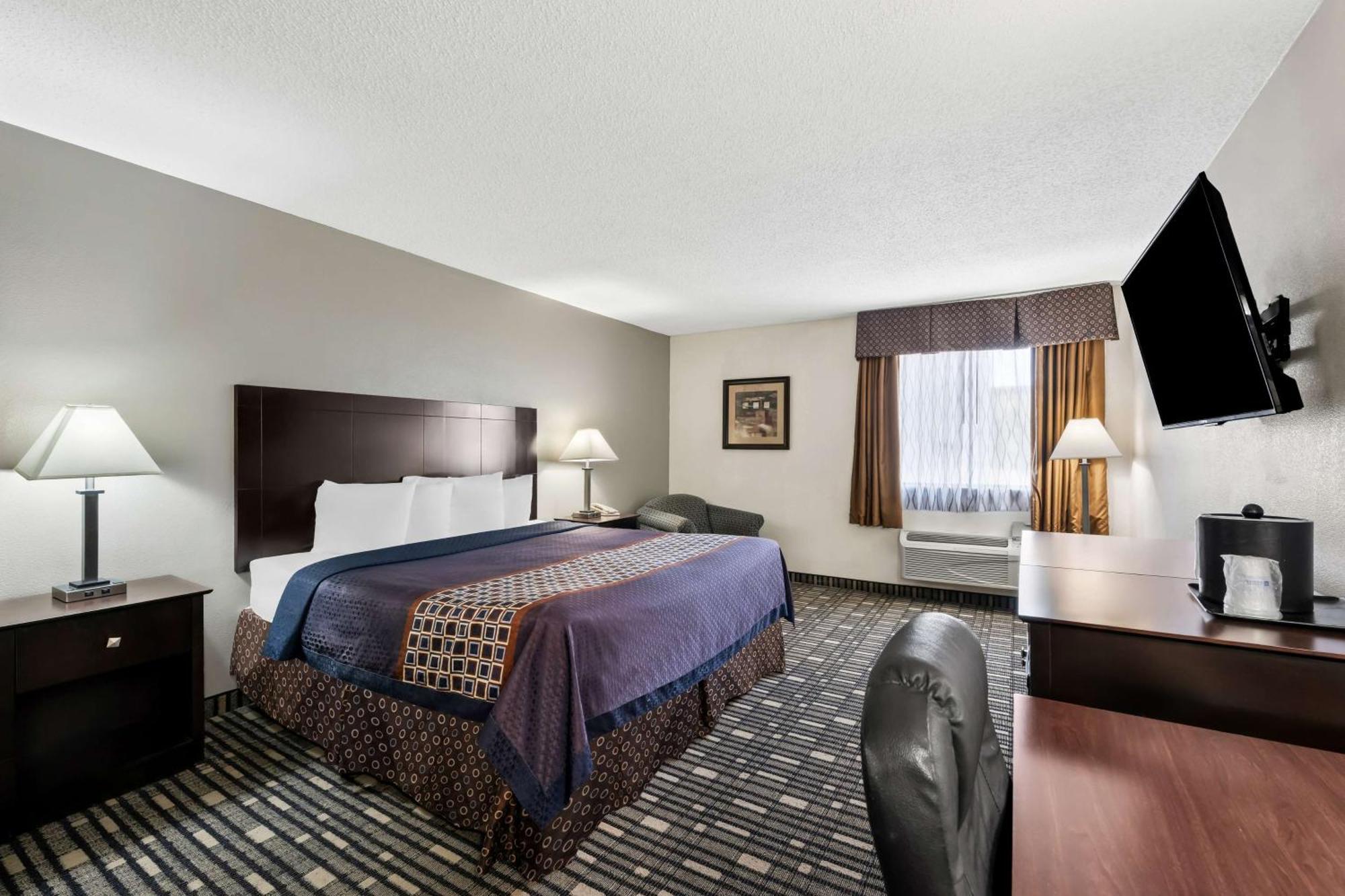 Surestay Plus Hotel By Best Western Lubbock Medical Center Extérieur photo
